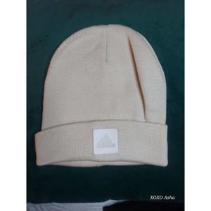 NWOT Addias Beanie